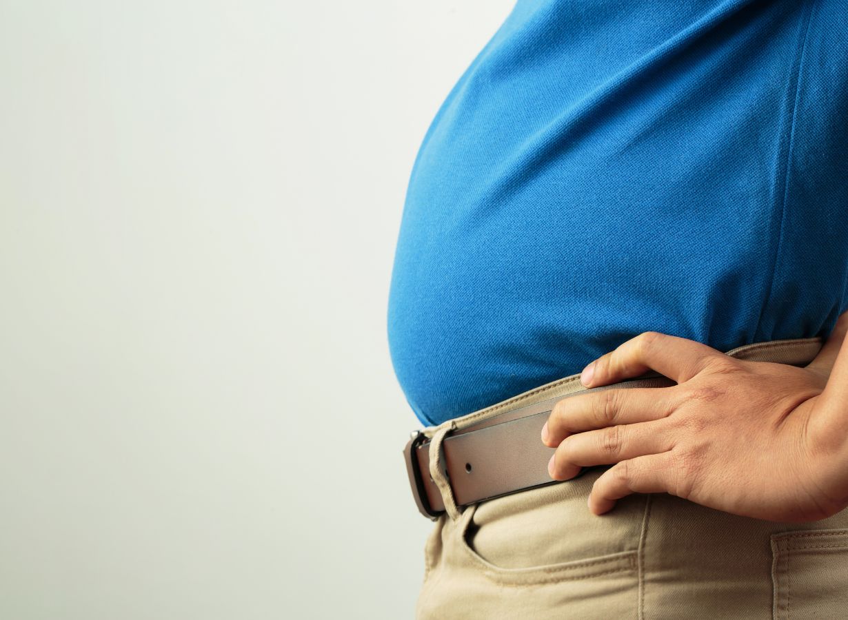 Why-Does-Fat-Accumulate-in-My-Belly-and-How-Can-I-Get-Rid-of-It
